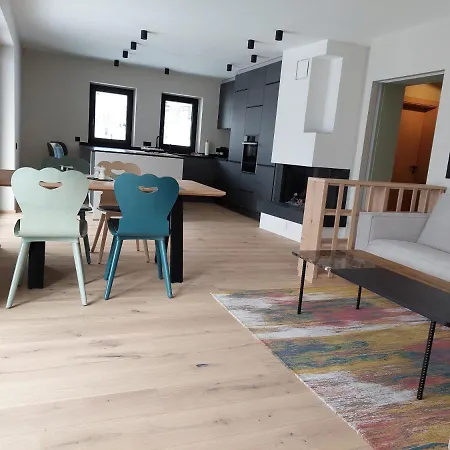 Bergleben - Haus Panorama דירה